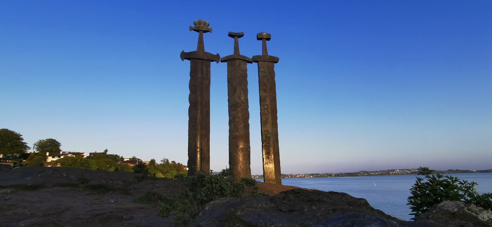 3 swords stavanger guided tour