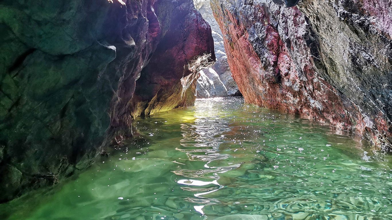 Smellarglova near Brufjell. Hidden spot